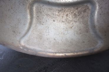 Викуп каталізатора 4003 Series + 4N01 4S01 Series Марка автомобіля Hino     Вставка каталізатора Кераміка Тип палива Бензин