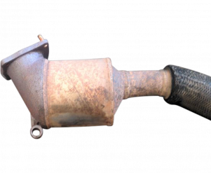 Викуп каталізатора 7T16-5E211-CD Марка автомобіля Ford Модель автомобіля Ford Transit Connect 1.8 TDCi (66 kw / 90 hp)   Вставка каталізатора Кераміка Тип палива Бензин