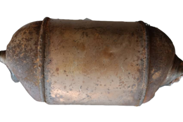 Викуп каталізатора 2013873 Марка автомобіля Ford     Вставка каталізатора Кераміка Тип палива Бензин