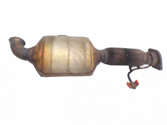 Викуп каталізатора 3M51-5F297-MC 3M51-5E211-YL Марка автомобіля Ford     Вставка каталізатора Кераміка Тип палива Бензин