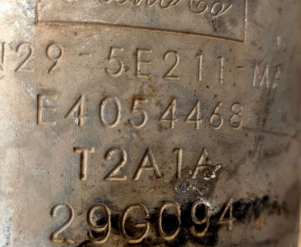 Викуп каталізатора 8N29-5E211-MA E4054468 Марка автомобіля Ford     Вставка каталізатора Кераміка Тип палива Бензин