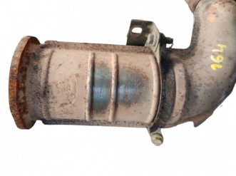 Викуп каталізатора 96FB-5E211-DJ 1042952 Марка автомобіля Ford     Вставка каталізатора Кераміка Тип палива Бензин