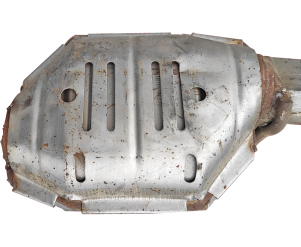 Викуп каталізатора F6TE 5E242 M0 249 FAY Марка автомобіля Ford     Вставка каталізатора Кераміка Тип палива Бензин