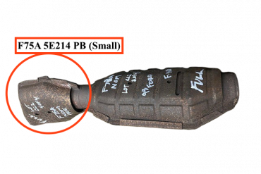 Викуп каталізатора F75A 5E214 PB (REAR) NOM F75A5E214PB Марка автомобіля Ford     Вставка каталізатора Кераміка Тип палива Бензин