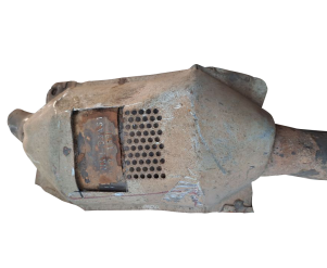 Викуп каталізатора MAN 93AS1 Марка автомобіля Ford     Вставка каталізатора Кераміка Тип палива Бензин