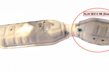 Викуп каталізатора XL34 5E214 HB (PRE) Марка автомобіля Ford     Вставка каталізатора Кераміка Тип палива Бензин