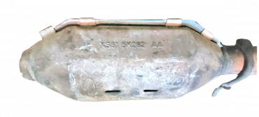 Викуп каталізатора XS61 5K282 AA Марка автомобіля Ford     Вставка каталізатора Кераміка Тип палива Бензин