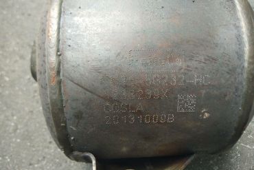 Викуп каталізатора CN11-5G232-HC  FoMoCo Марка автомобіля Ford Модель автомобіля Ford EcoSport 1.6   Вставка каталізатора Кераміка Тип палива Бензин Каталітична марка FoMoCo