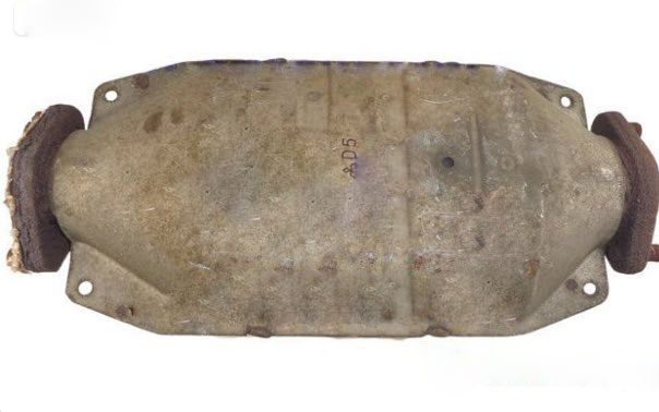 каталізатор D5 від автомобіля Mitsubishi