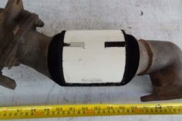 Викуп каталізатора 30020 Марка автомобіля Toyota Модель автомобіля Toyota Hilux 2.5 D4D 2.5 TD (X-CAB 4WD P)|Toyota HiAce IV - 2.5 D Рік автомобіля 2002|2003|2004|2005 Вставка каталізатора Кераміка Тип палива Бензин