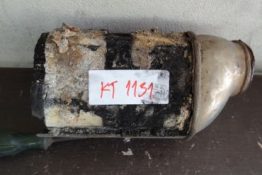 Викуп каталізатора KT 1131 A2034095036 / A2104905814 / A2104905914 Zeuna Starker Марка автомобіля Mercedes Benz Модель автомобіля Mercedes Benz E-Class W210 - 320 2.7 CDI|Mercedes Benz S-Class W220 S320 3.2 CDI Рік автомобіля 1999 Вставка каталізатора Кераміка Тип палива Бензин Каталітична марка Zeuna Starker