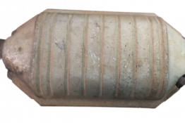 Викуп каталізатора 52101490 Chrysler Large Марка автомобіля Chrysler     Вставка каталізатора Кераміка Тип палива Бензин