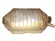 Викуп каталізатора 52101490A Chrysler Large Марка автомобіля Chrysler     Вставка каталізатора Кераміка Тип палива Бензин