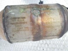 Викуп каталізатора KT 0314 A2184900114 Eberspächer Марка автомобіля Mercedes Benz Модель автомобіля Mercedes Benz ML-Class W166 6.3 AMG Рік автомобіля 2012|2013|2014|2015|2016|2017|2018 Вставка каталізатора Кераміка Тип палива Бензин Каталітична марка Eberspächer