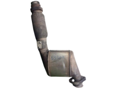 Викуп каталізатора 7789693 12100010 / 227920009 Zeuna Starker Марка автомобіля BMW Модель автомобіля BMW 7 Series E65 / E66 - 730d - 3.0 Рік автомобіля 2002 Вставка каталізатора Кераміка Тип палива Бензин Каталітична марка Zeuna Starker