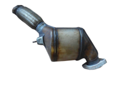 Викуп каталізатора 2247657 112159733 Eberspächer Марка автомобіля BMW Модель автомобіля BMW 3 Series Рік автомобіля 2001|2003 Вставка каталізатора Кераміка Тип палива Бензин Каталітична марка Eberspächer