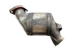 Викуп каталізатора 7786348 112159734 Eberspächer Марка автомобіля BMW Модель автомобіля BMW 3 Series E46 - 320D E46 - 320D (100 kw / 136 hp)   Вставка каталізатора Кераміка Тип палива Бензин Каталітична марка Eberspächer