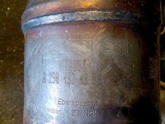 Викуп каталізатора KT A053 A2904904900 / A2904905000 Eberspächer Марка автомобіля Mercedes Benz     Вставка каталізатора Кераміка Тип палива Бензин Каталітична марка Eberspächer