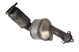 Викуп каталізатора 7L6131690S 7L6166GA  Zeuna Starker Марка автомобіля Audi|Volkswagen Модель автомобіля Volkswagen Touareg 5.0 TDI (7L)   Вставка каталізатора Кераміка Тип палива Бензин Каталітична марка Zeuna Starker