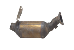 Викуп каталізатора 7P0131701B 7P0178AA  Eberspächer Марка автомобіля Audi|Volkswagen Модель автомобіля Volkswagen Touareg 3.6 TSI (7P)   Вставка каталізатора Кераміка Тип палива Бензин Каталітична марка Eberspächer