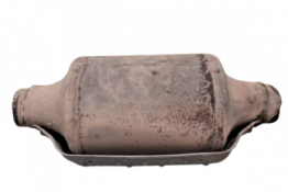 Викуп каталізатора 5Z0131701M  Arvin Meritor Марка автомобіля Audi|Volkswagen     Вставка каталізатора Кераміка Тип палива Бензин Каталітична марка Arvin Meritor