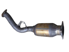 Викуп каталізатора 8K0131701BL 8K0178FB Марка автомобіля Audi|Volkswagen Модель автомобіля Audi A4 Рік автомобіля 2013 Вставка каталізатора Кераміка Тип палива Бензин