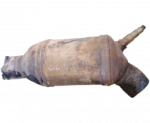 Викуп каталізатора 4E0131701CB 4E0178AD Марка автомобіля Audi|Volkswagen Модель автомобіля Audi A8 6.0 (D3)   Вставка каталізатора Кераміка Тип палива Бензин