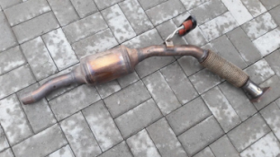 Викуп каталізатора 5C0131701J Марка автомобіля Audi|Volkswagen Модель автомобіля Volkswagen Jetta 2.0 2.5 FSI (5C)   Вставка каталізатора Кераміка Тип палива Бензин