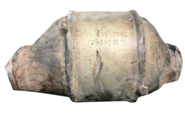 Викуп каталізатора 028131701R ED-16005 Марка автомобіля Audi|Volkswagen Модель автомобіля Volkswagen Polo 1.0 TDI   Вставка каталізатора Кераміка Тип палива Бензин