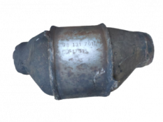 Викуп каталізатора 028131701O JD20173 Марка автомобіля Audi|Volkswagen     Вставка каталізатора Кераміка Тип палива Бензин