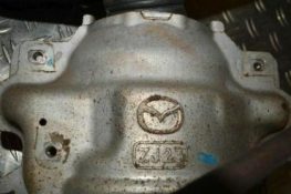 Викуп каталізатора ZJ23 Марка автомобіля Mazda Модель автомобіля Mazda 2 1.3 (63 kw / 86 hp) 1.3 B DE Рік автомобіля 2008 Вставка каталізатора Кераміка Тип палива Бензин