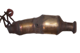 Викуп каталізатора 30713679  Faurecia Марка автомобіля Volvo     Вставка каталізатора Кераміка Тип палива Бензин Каталітична марка Faurecia