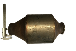 Викуп каталізатора 2E0230BA 2E0131780B Марка автомобіля Audi|Volkswagen     Вставка каталізатора Кераміка Тип палива Бензин