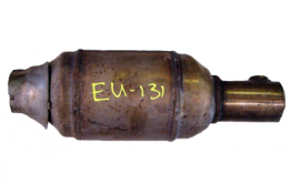 Викуп каталізатора 3C0131701OE 050913102741 Марка автомобіля Audi|Volkswagen     Вставка каталізатора Кераміка Тип палива Бензин