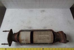 Викуп каталізатора FF06 Марка автомобіля Mazda     Вставка каталізатора Кераміка Тип палива Бензин