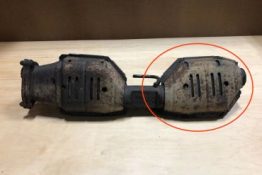 Викуп каталізатора 1L24 5E212 AB (REAR) M0 061 VEX Марка автомобіля Ford     Вставка каталізатора Кераміка Тип палива Бензин