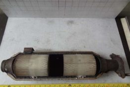 Викуп каталізатора L313 Марка автомобіля Mazda     Вставка каталізатора Кераміка Тип палива Бензин