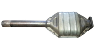 Викуп каталізатора 7748871 4DCO64 Марка автомобіля Alfa Romeo|Fiat|Lancia Модель автомобіля Fiat Tempra 1.4|Lancia Dedra 1.4 1.6   Вставка каталізатора Кераміка Тип палива Бензин