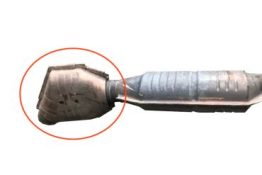 Викуп каталізатора 2L34 5E214 EB (PRE) Марка автомобіля Ford     Вставка каталізатора Кераміка Тип палива Бензин