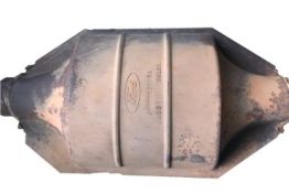 Викуп каталізатора 2N15-5E211-BA Марка автомобіля Ford     Вставка каталізатора Кераміка Тип палива Бензин