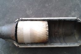 Викуп каталізатора ZY08 (50%) 3112 Марка автомобіля Mazda     Вставка каталізатора Кераміка Тип палива Бензин