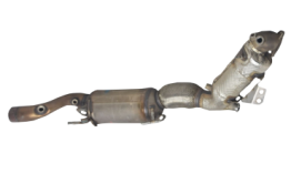 Викуп каталізатора 7P5254301B Catalytic Converter : 057131705Q 4H0178FA / Particle filter : 4H0131765C 4H0181CA Марка автомобіля Porsche Модель автомобіля Porsche Cayenne II 4.2 TDI   Вставка каталізатора Кераміка + DPF Тип палива Дизель
