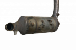 Викуп каталізатора 103R-0023126 Aftermarket Марка автомобіля Ford Модель автомобіля Ford Focus   Вставка каталізатора Кераміка + DPF Тип палива Дизель