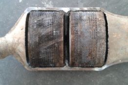 Викуп каталізатора 6842030 2236631001/ GERMANY Zeuna Starker Марка автомобіля Volvo     Вставка каталізатора Кераміка Тип палива Бензин Каталітична марка Zeuna Starker