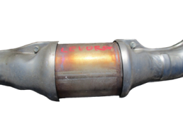 Викуп каталізатора RCA63 Марка автомобіля Subaru Модель автомобіля Subaru Levorg 1.6   Вставка каталізатора Кераміка Тип палива Бензин