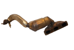 Викуп каталізатора 1732934 Марка автомобіля BMW Модель автомобіля BMW 5 Series 523i 24V   Вставка каталізатора Металеві Тип палива Бензин