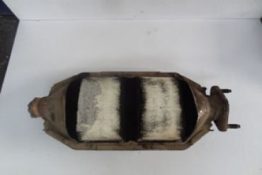 Викуп каталізатора UDLC11 020697U014 Марка автомобіля Hyundai|Kia Модель автомобіля Hyundai Accent 1.5 CDI Рік автомобіля 2002|2003|2004 Вставка каталізатора Кераміка Тип палива Бензин