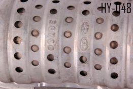 Викуп каталізатора 3C700 Марка автомобіля Hyundai|Kia   Рік автомобіля 1999 Вставка каталізатора Кераміка Тип палива Бензин