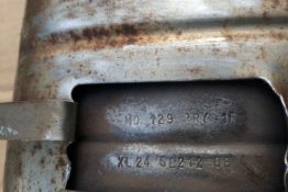 Викуп каталізатора XL24 5E212 CB M0 048 SAR Марка автомобіля Ford     Вставка каталізатора Кераміка Тип палива Бензин