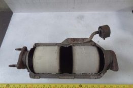 Викуп каталізатора H2CB18 951227 Марка автомобіля Hyundai|Kia     Вставка каталізатора Кераміка Тип палива Бензин